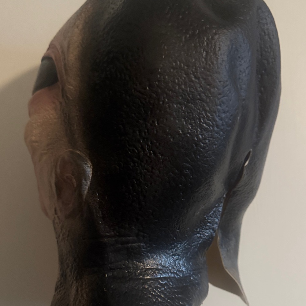 🛸Realistic Alien Mask🛸 - Picture 2 of 3